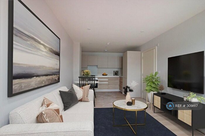 2 Bedroom Flat To Rent In Richmond House, Bournemouth, BH2