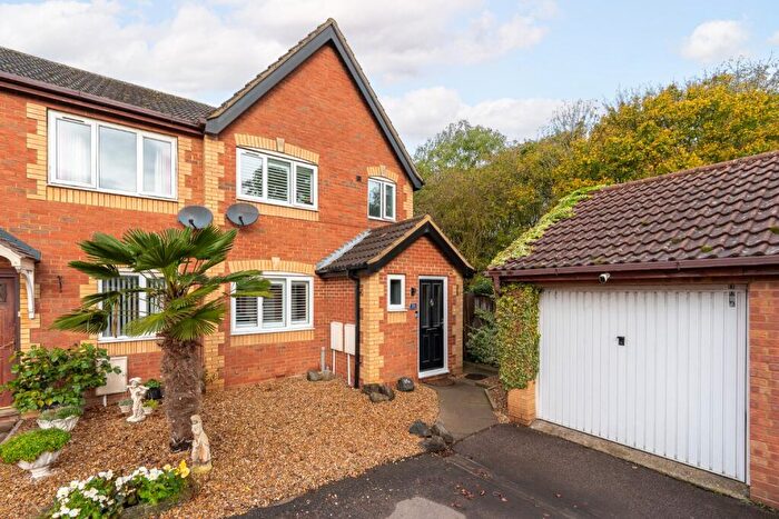 3 Bedroom End Of Terrace House For Sale In Wood View, Brampton, Huntingdon, Cambridgeshire, PE28