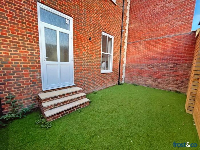 1 Bedroom Apartment To Rent In Dolphin Terrace, Westons Lane, Poole, BH15