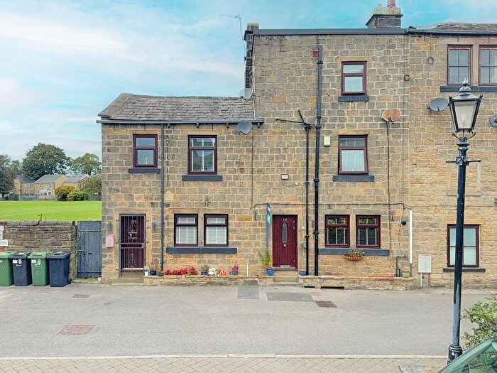 2 Bedroom Terraced House For Sale In Haleys Yard, Bramley, Leeds, LS13