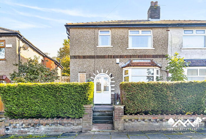 3 Bedroom Semi-Detached House For Sale In Hornby Street, Oswaldtwistle, Accrington, BB5
