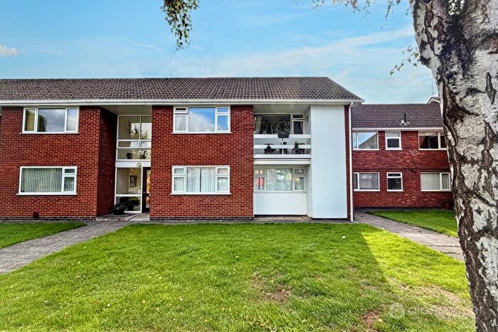 2 Bedroom Apartment For Sale In Coniston Court, St Nicolas Park, Nuneaton, CV11