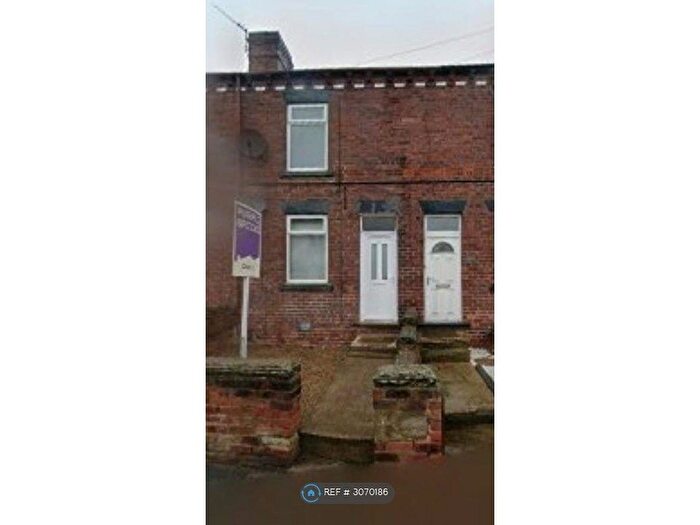 2 Bedroom Terraced House To Rent In Bottom Boat Road, Wakefield, WF3