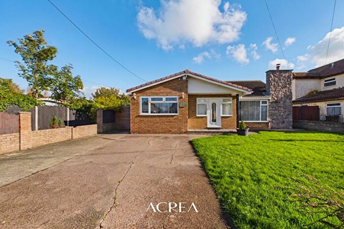 4 Bedroom Detached Bungalow For Sale In Bryn Road, Towyn, LL22