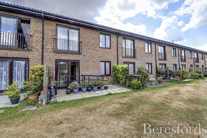 1 Bedroom Retirement Property To Rent In The Lawns, Uplands Road, CM14