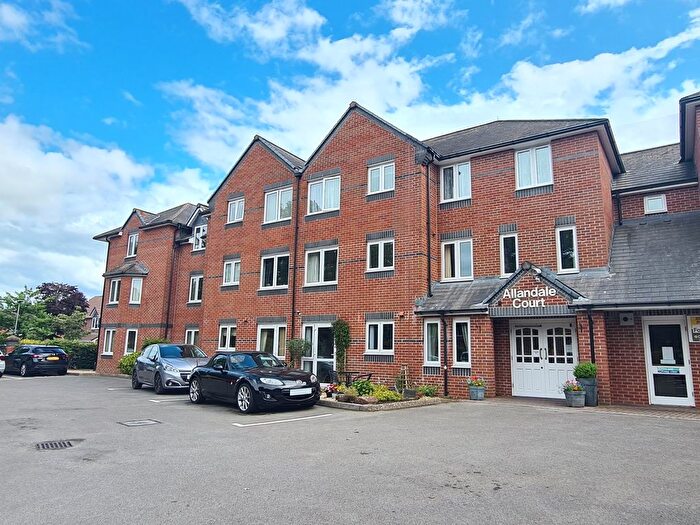 1 Bedroom Flat For Sale In Allandale Court, Rectory Road, Burnham-On-Sea, TA8