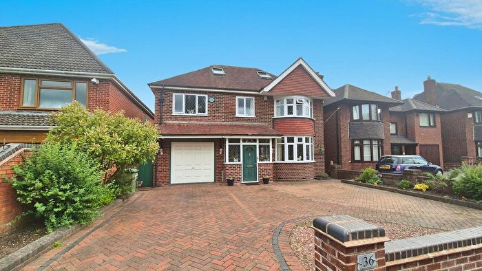 6 Bedroom Detached House For Sale In Chester Road North, Brownhills, Walsall, WS8