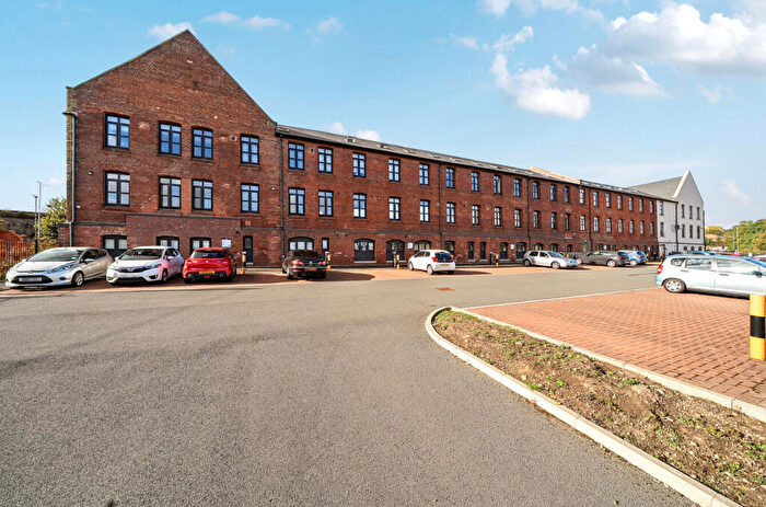 1 Bedroom Flat For Sale In Viaduct Road, Leeds, West Yorkshire, LS4