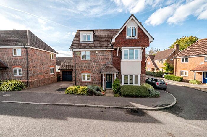 4 Bedroom Detached House For Sale In Michael Lane, Guildford, Surrey, GU2