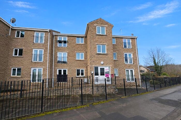 2 Bedroom Flat For Sale In Waterfield Fold, Balme Road, Cleckheaton, BD19