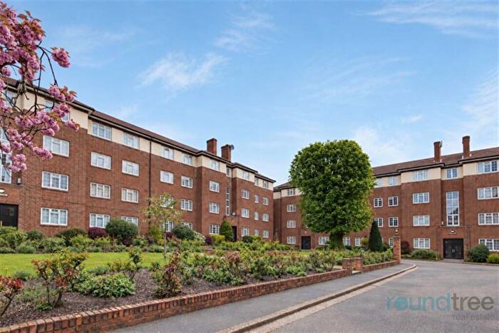 2 Bedroom Flat For Sale In Danescroft, Brent Street, Hendon, NW4