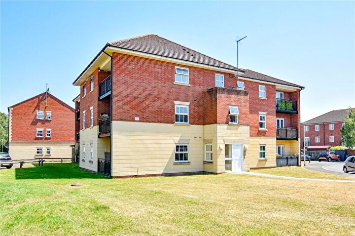 2 Bedroom Apartment For Sale In Hillier Road, Devizes, Wiltshire, SN10