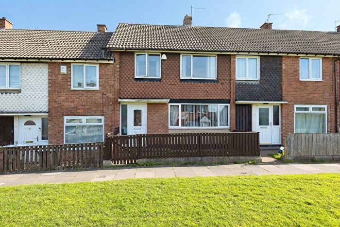 3 Bedroom Terraced House For Sale In Grantham Green, Middlesbrough, TS4
