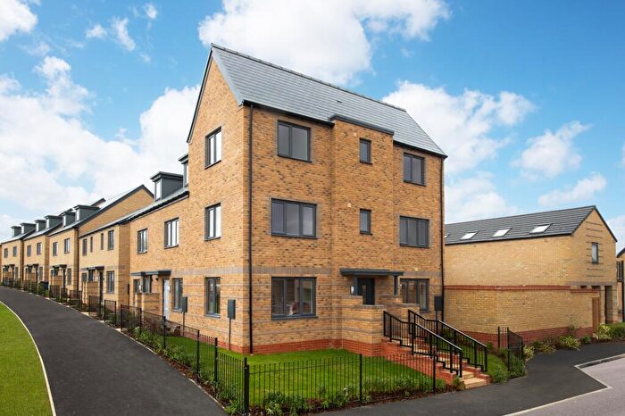 4 Bedroom End Of Terrace House For Sale In Nuffield Road, St Neots, Cambridgeshire, PE19