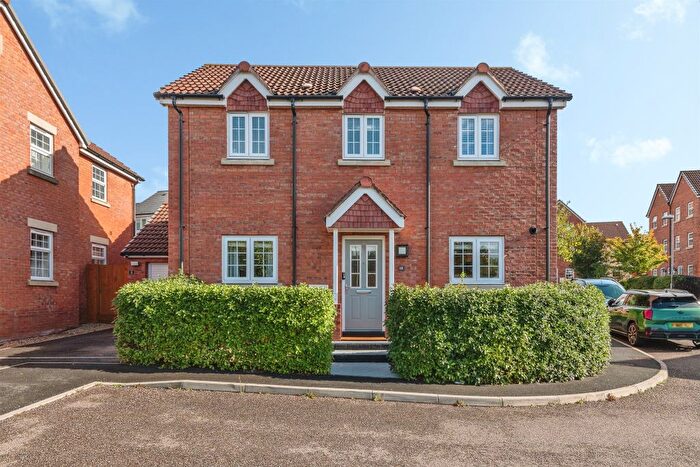 3 Bedroom Detached House For Sale In Roys Place, Bathpool, Taunton, TA2