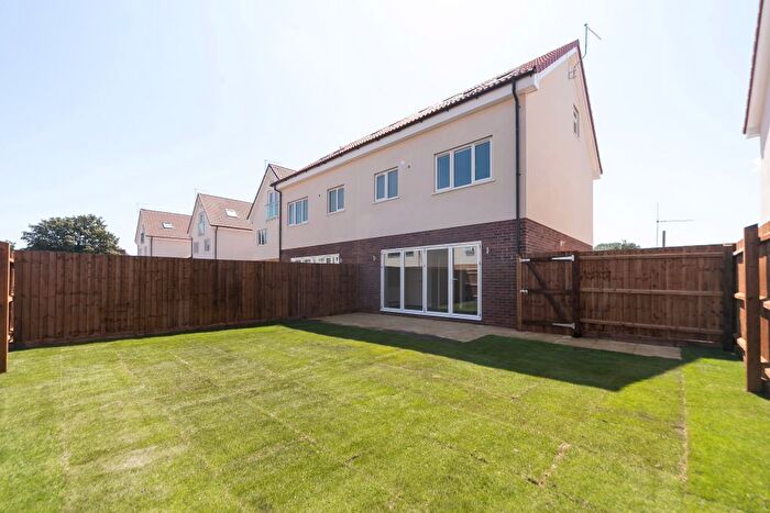 4 Bedroom Semi-Detached House To Rent In Elliott Road, March, PE15