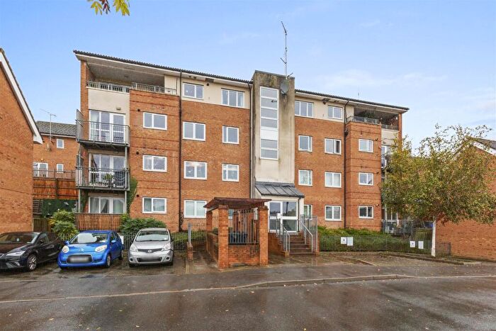 2 Bedroom Flat For Sale In St Hughs Avenue, High Wycombe, HP13