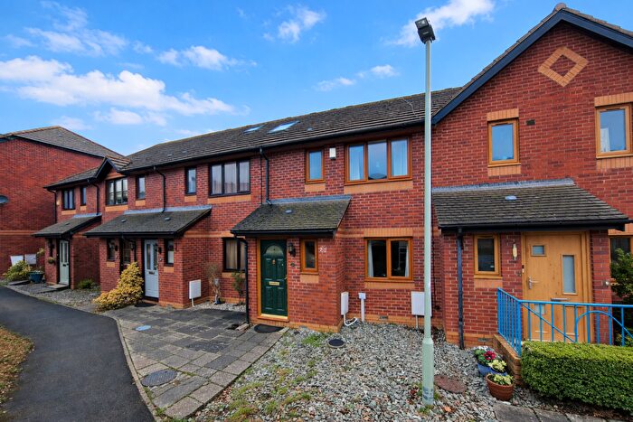 3 Bedroom Terraced House For Sale In Hylton Gardens, Exeter, EX4