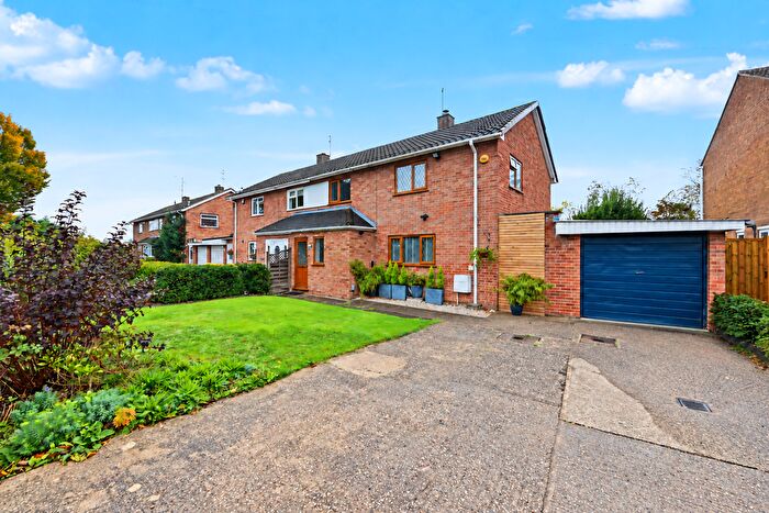3 Bedroom Semi-Detached House For Sale In Long Furlong, Rugby, CV22