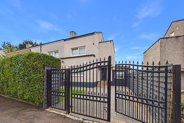 2 Bedroom End Of Terrace House For Sale In Selvieland Road, Penilee, G52