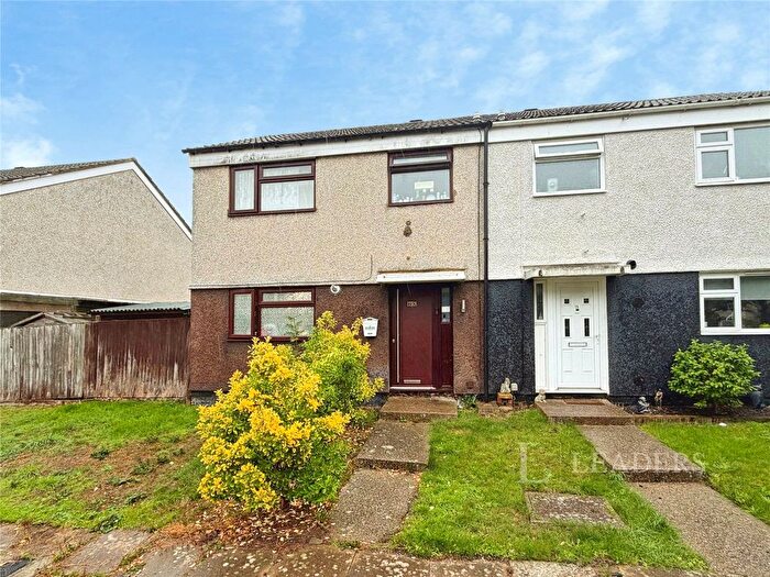 3 Bedroom Semi-Detached House For Sale In Lodge Hall, Harlow, Essex, CM18