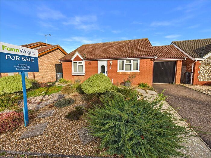 3 Bedroom Bungalow For Sale In Howards Way, Kesgrave, Ipswich, Suffolk, IP5