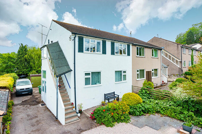 2 Bedroom Flat To Rent In Briery Bank, Arnside, LA5