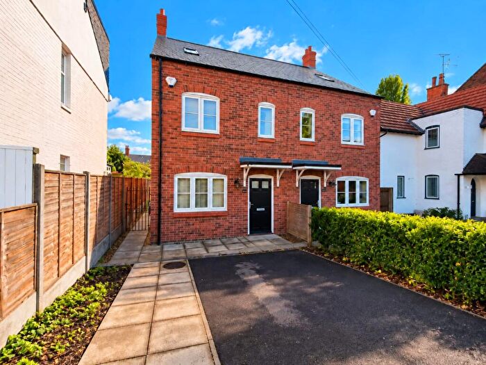 3 Bedroom Property To Rent In South Knighton Road, Leicester, LE2