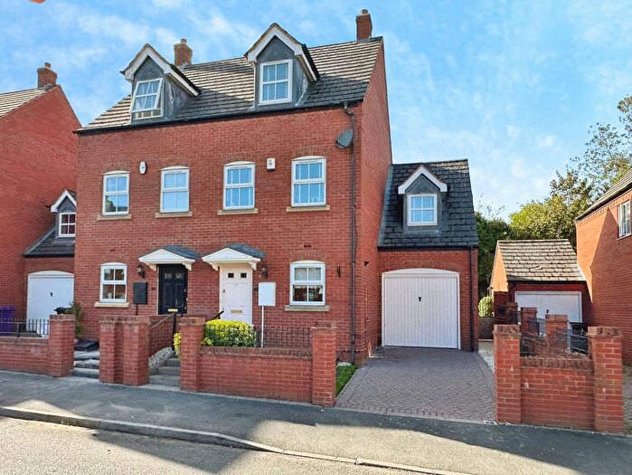 4 Bedroom Semi-Detached House For Sale In Alameda Gardens, Tettenhall, Wolverhampton, WV6