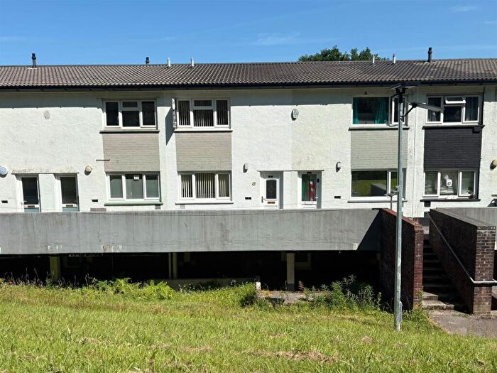 2 Bedroom Maisonette For Sale In Duffryn Road, Caerau, Maesteg, CF34
