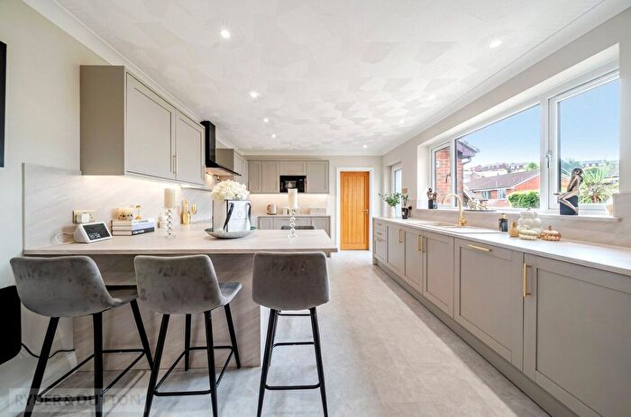 4 Bedroom Detached House For Sale In Laurels Drive, Littleborough, Greater Manchester, OL15