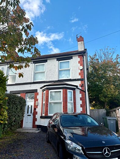 2 Bedroom House To Rent In Barnston Road, CH60