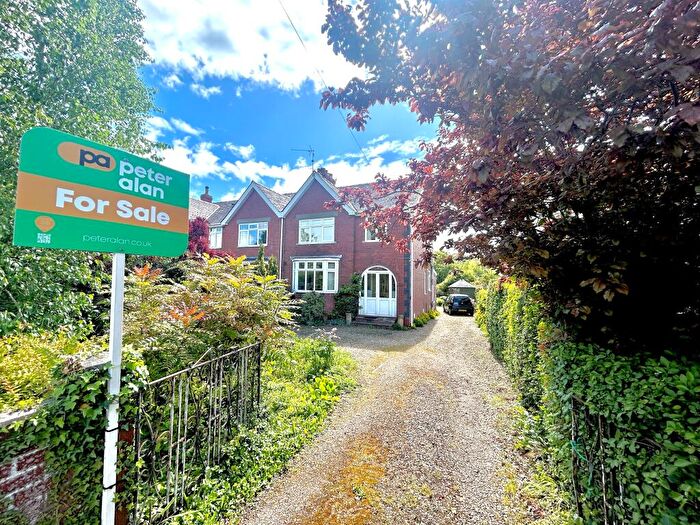 3 Bedroom Semi-Detached House For Sale In New Dixton Road, Monmouth, NP25