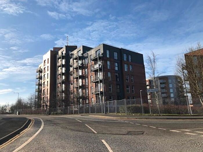 2 Bedroom Apartment For Sale In Stillwater Drive, Manchester, M11