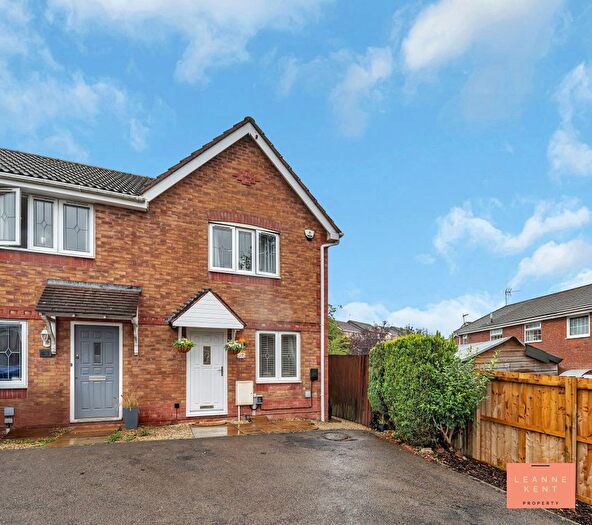 2 Bedroom Semi-Detached House For Sale In Clos Cwm Garw, Caerphilly, CF83