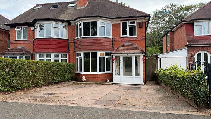 3 Bedroom Semi-Detached House To Rent In Olorenshaw Road, Birmingham, B26