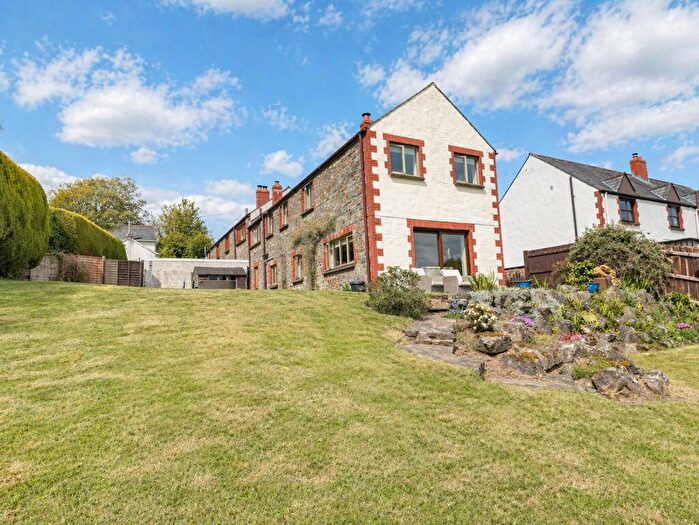 4 Bedroom Semi-Detached House For Sale In Huntshaw, Torrington, Devon, EX38
