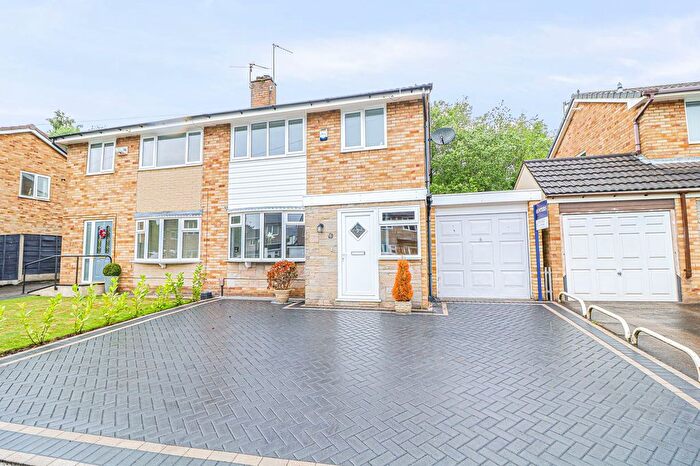 3 Bedroom Semi-Detached House For Sale In Cherry Wood Close, Worsley, M28