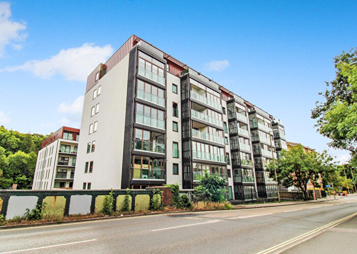 1 Bedroom Apartment For Sale In Grand View, Farnborough, Farnborough, GU14