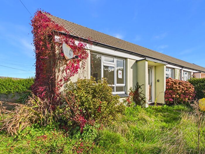 2 Bedroom Bungalow For Sale In Marazion, Penzance, TR17