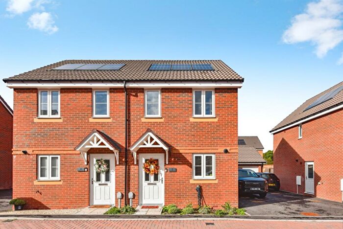 2 Bedroom Semi-Detached House For Sale In Mercury Way, Warminster, BA12