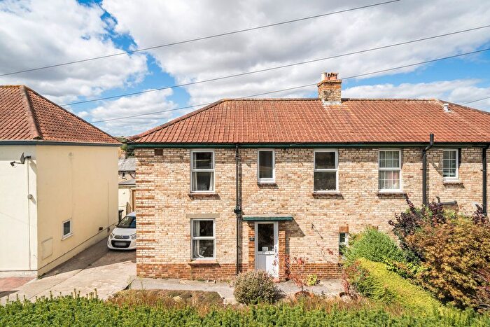 3 Bedroom End Of Terrace House For Sale In Lime Tree Walk, Newton Abbot, Devon, TQ12