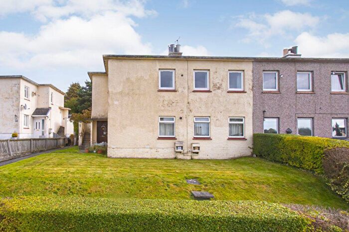 2 Bedroom Flat For Sale In Shaw Street, Dunfermline, KY11