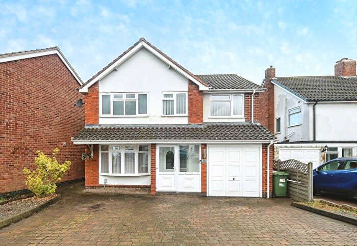 4 Bedroom Detached House For Sale In Burman Drive, Coleshill, Birmingham, Warwickshire, B46