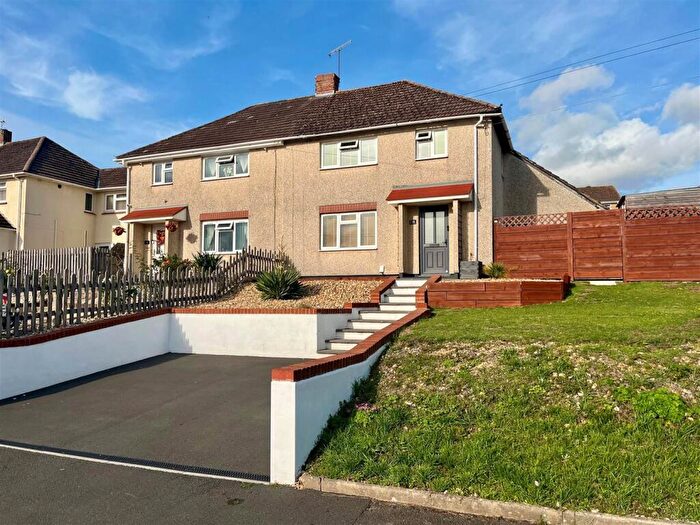 3 Bedroom Semi-Detached House For Sale In Stanley Little Road, Salisbury, SP2