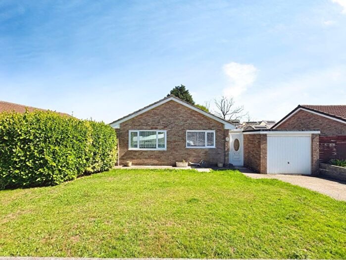 2 Bedroom Detached Bungalow For Sale In Helston, Detached Bungalow With No Chain, TR13