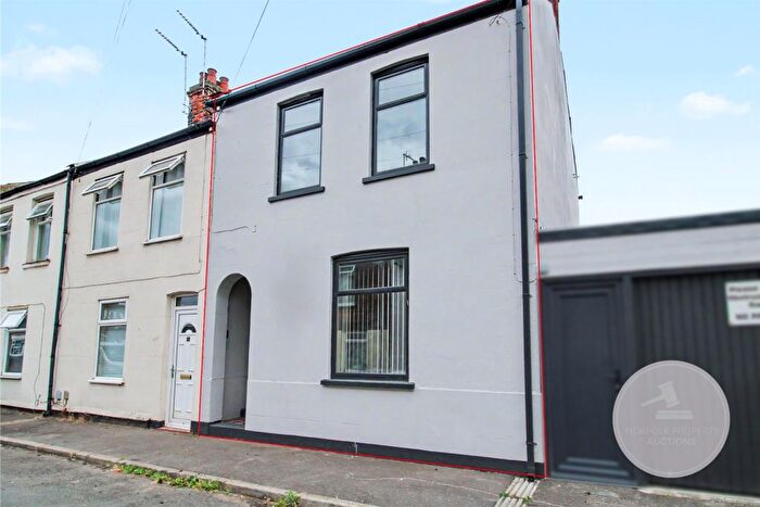 6 Bedroom End Of Terrace House For Sale In Hockham Street, King's Lynn, Norfolk, PE30