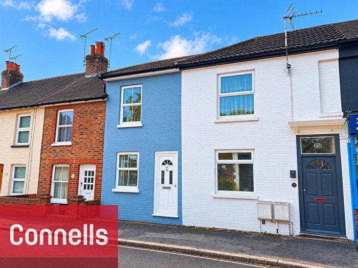 1 Bedroom Flat To Rent In Lower Church Road, Burgess Hill, RH15