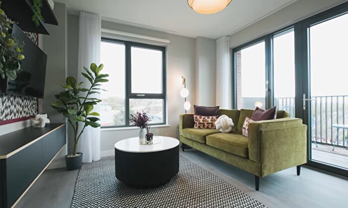 2 Bedroom Flat For Sale In Brook Avenue, Wembley, HA9