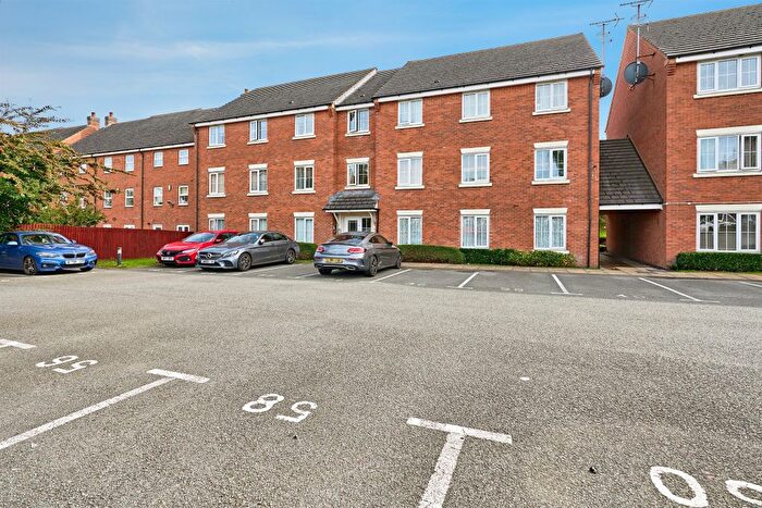 1 Bedroom Flat For Sale In Gough Drive, Tipton, DY4
